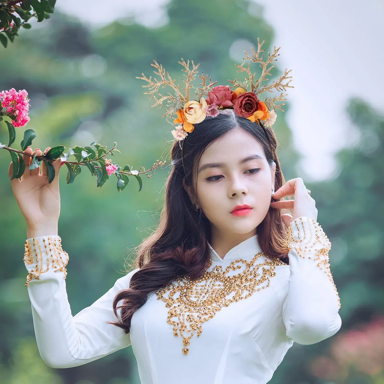 Обруч для волосся Різдвяні оленячі роги з квітами SEWACC, фото №3 Обруч для волосся Різдвяні оленячі роги з квітами SEWACC, фото №3