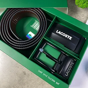 Подарунковий набір зі шкіряний ремнем Lacoste і двома змінними пряжками Лакосте synthetic.ua - Фото 1