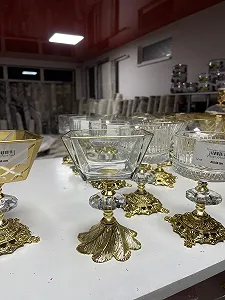 Креманка на золотій ножці перо - Фото 1