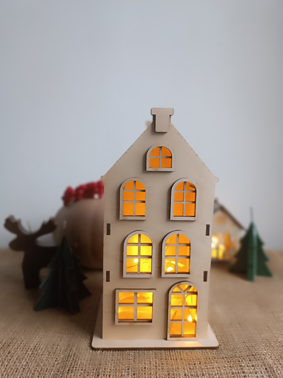 Декоративный домик из дерева в скандинавском стиле 22 см, фото №3