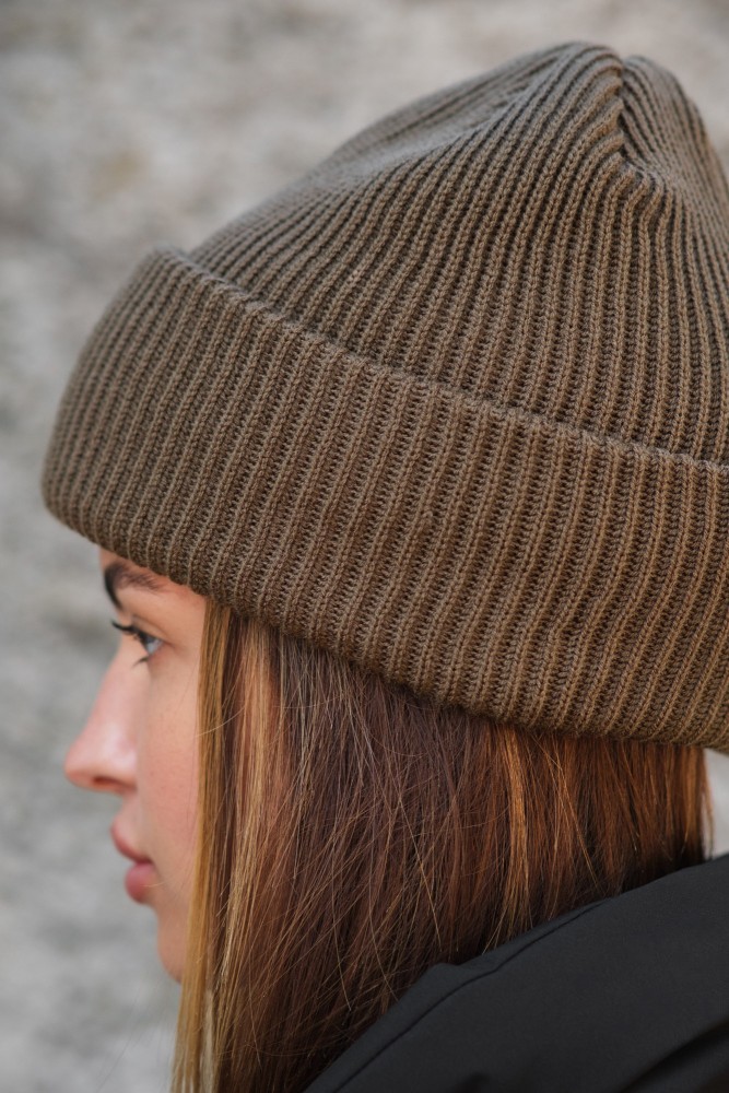 Подовжена трикотажна шапка біні докер Without dominic khaki, фото №8 Подовжена трикотажна шапка біні докер Without dominic khaki, фото №8