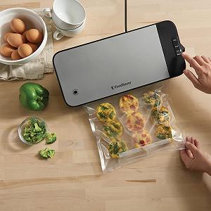 Вакуумний пакувальник FoodSaver VS2190X сріблястий з чорним synthetic.ua - Фото 1