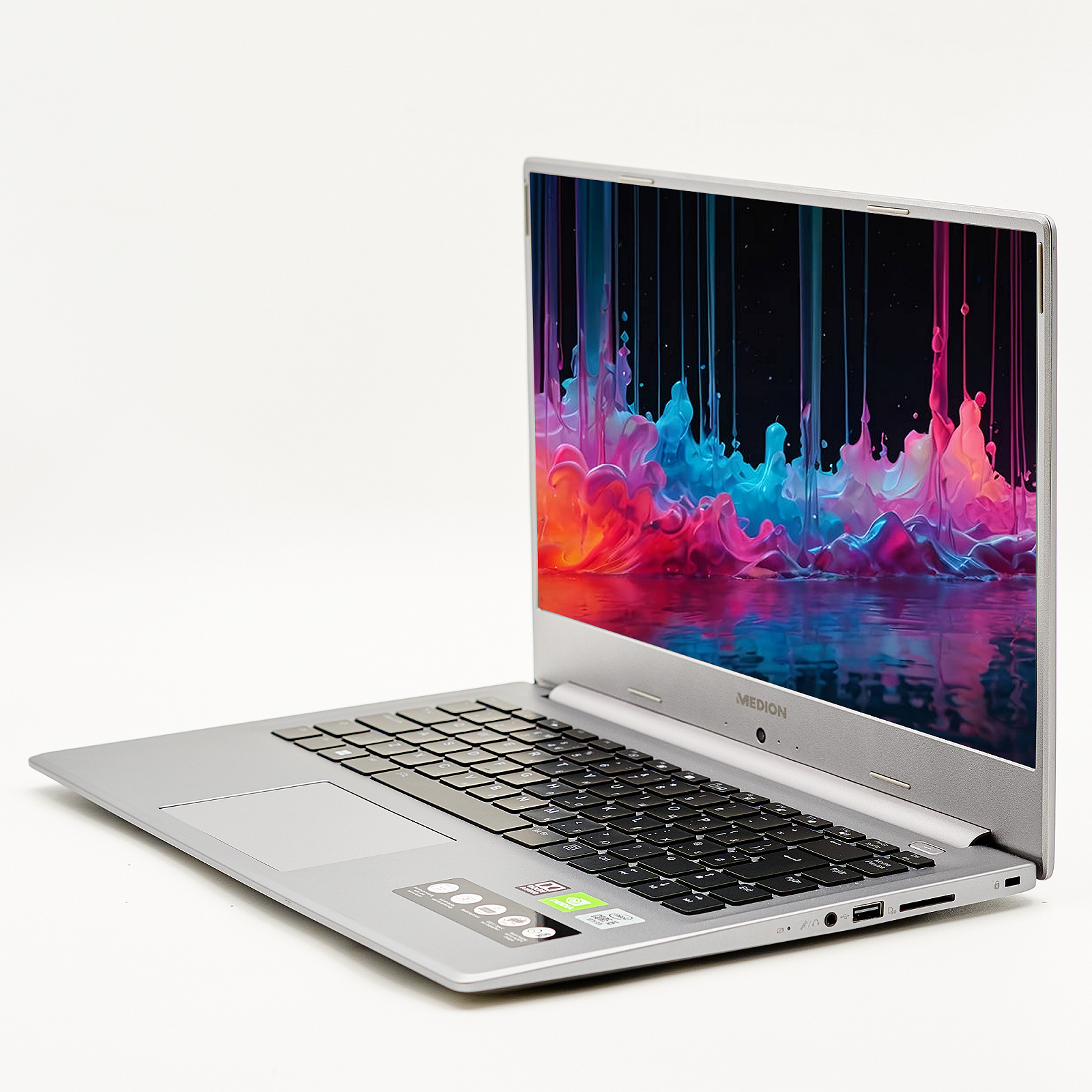 Ноутбук Medion Akoya S15447 Intel Core i5-10210U 16 ГБ RAM 1 ТБ SSD Nvidia GeForce Металлический корпус, фото №4