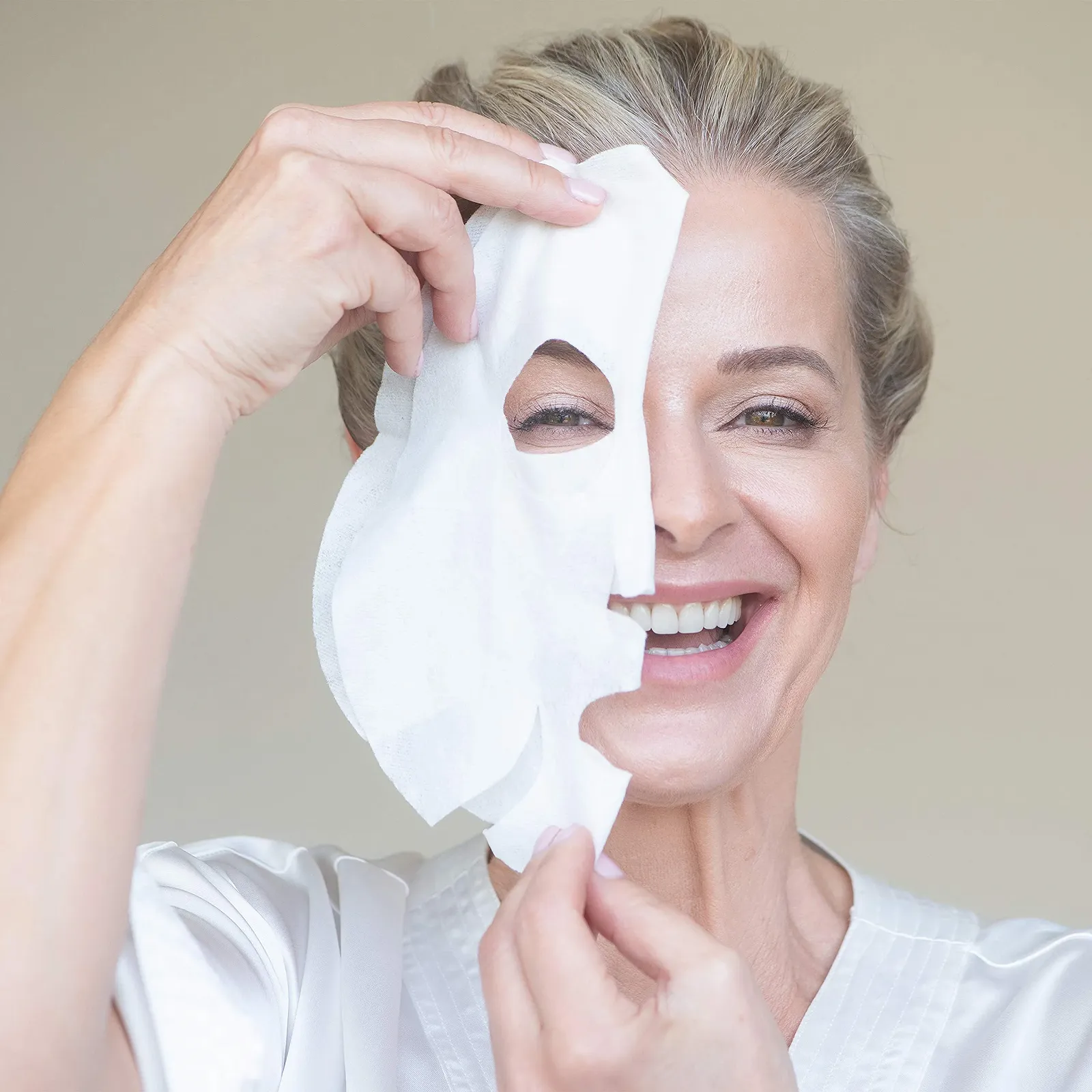 Тканинна маска для обличчя Neobömi Hyaluron з яблучними стовбуровими клітинами, 4 + 1 шт, набір масок, фото №6