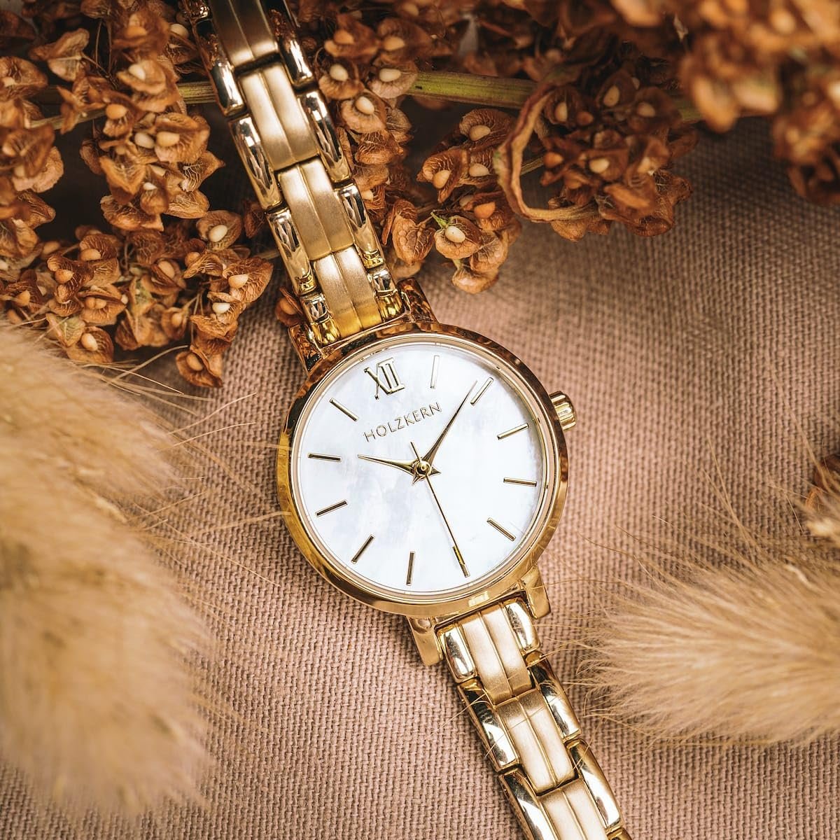 Годинник кварцовий HOLZKERN Hanwi 9010631005016 Жіночий Золотий / Перламутровий, фото №3