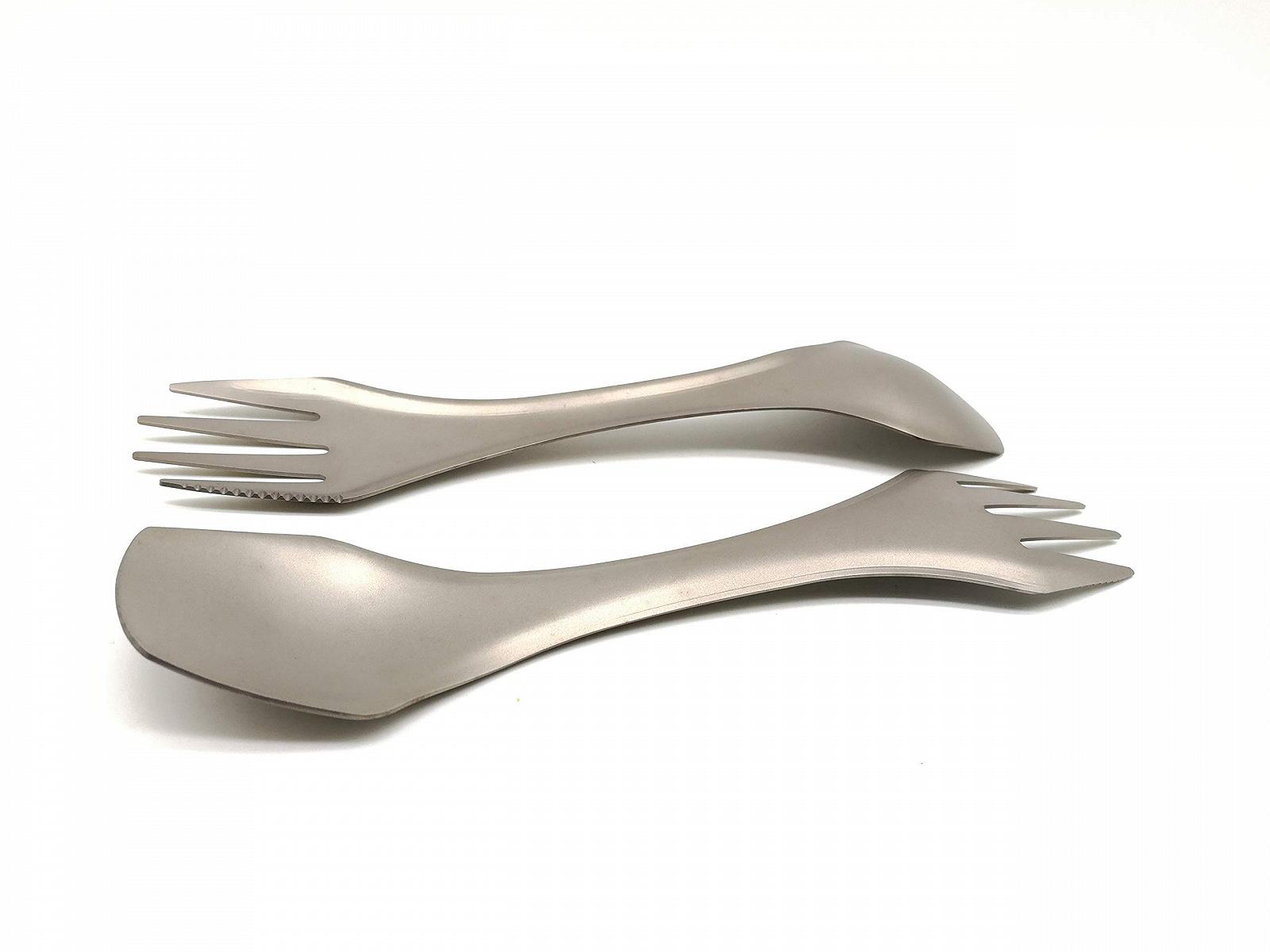 Стіл ssti Ложка Ніж Вилка - Ложка 3 в 1 для подорожей, кемпінгу Золотий, фото №2 Стіл ssti Ложка Ніж Вилка - Ложка 3 в 1 для подорожей, кемпінгу Золотий, фото №2