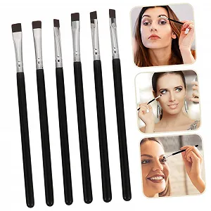 Кисти для подводки глаз, плоская цена на synthetic.ua - Фото 1 Кисти для подводки глаз, плоская synthetic.ua - Фото 1