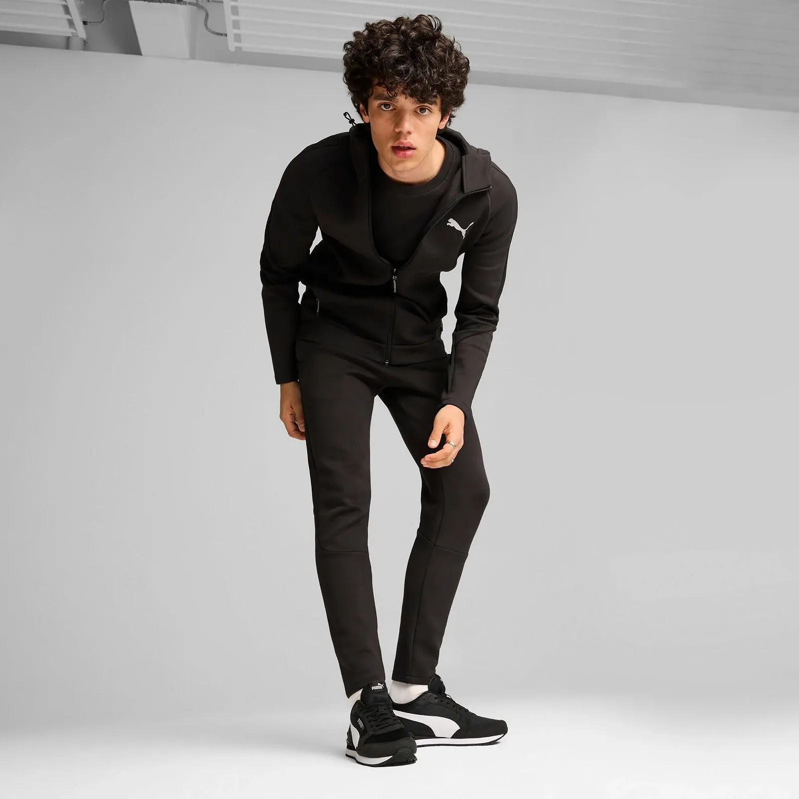 Кросівки PUMA St Runner V4 Mesh, фото №3 Кросівки PUMA St Runner V4 Mesh, фото №3