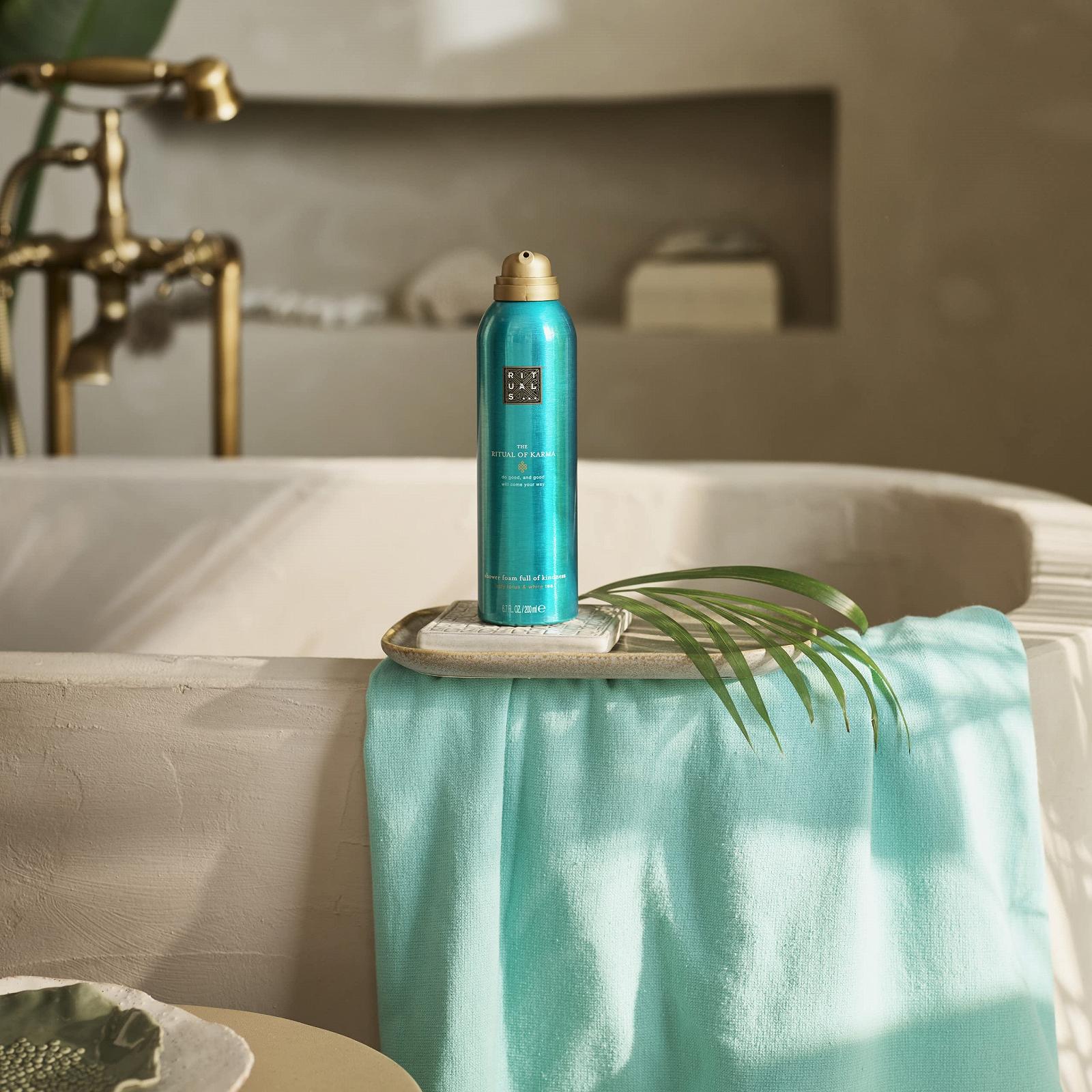 Пінистий гель для душу RITUALS The Ritual of Karma зволожувальний охолоджувальний 3 x 200 мл, фото №2