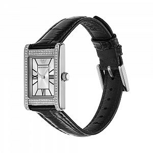 Женские часы Emporio Armani, корпус 22 мм, прямоугольный, кварцевый механизм с двумя стрелками, с браслетом из нержавеющей стали или кожаным ремешком цена на synthetic.ua - Фото 1 Женские часы Emporio Armani, корпус 22 мм, прямоугольный, кварцевый механизм с двумя стрелками, с браслетом из нержавеющей стали или кожаным ремешком synthetic.ua - Фото 1