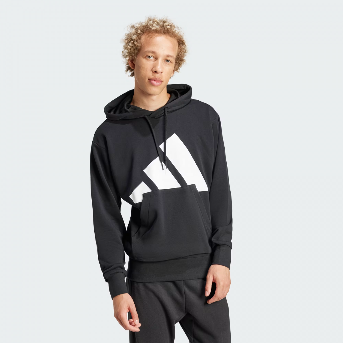 Світшот Adidas L, фото №1