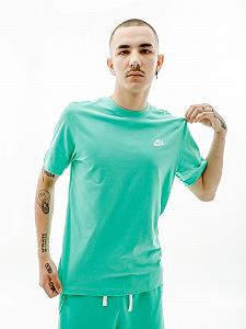 Футболка Nike NSW CLUB TEE XS - Фото 1