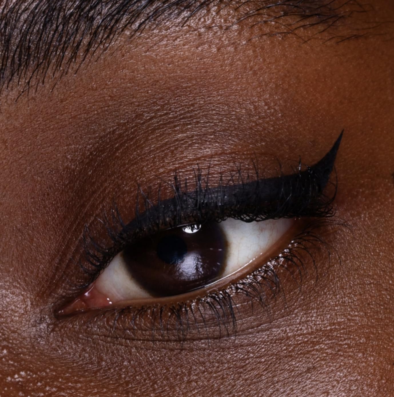 Eyeliner Neve Cosmetics BASIC Schwarz Matt Absolut 2 мл, фото №4