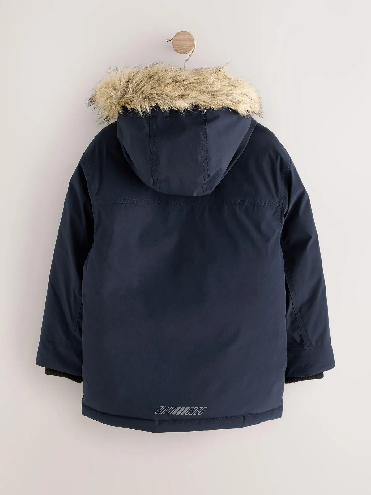 Парка Next для хлопчиків, водовідштовхувальна, утеплена, з штучним хутром, фото №2