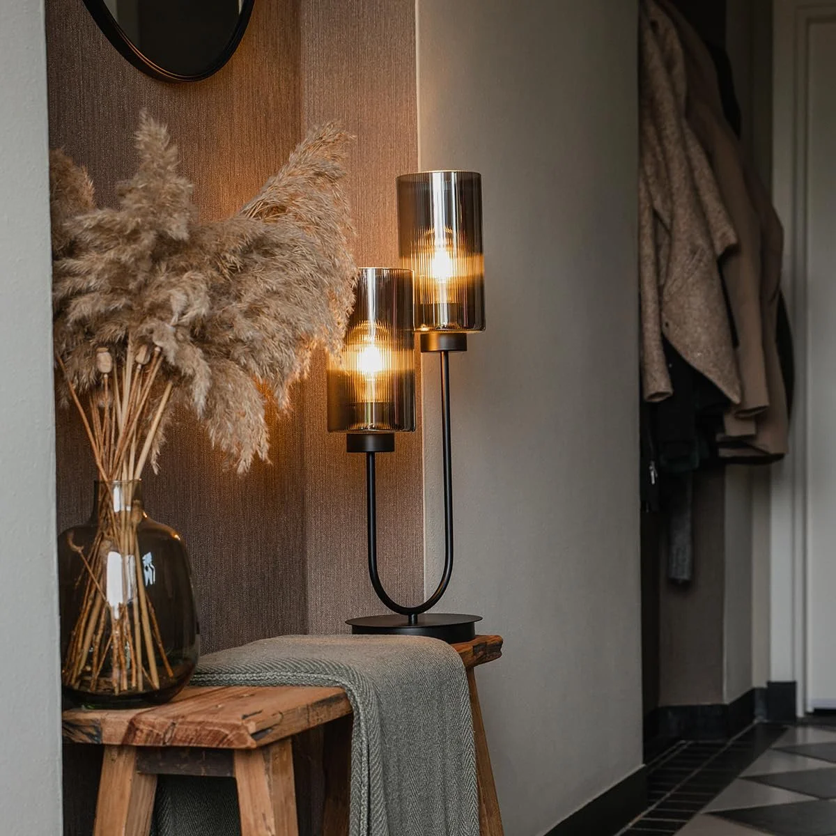 Настільна лампа Qazqa Laura Art Deco довгаста з димчастим склом на 2 лампи чорна E27, фото №2