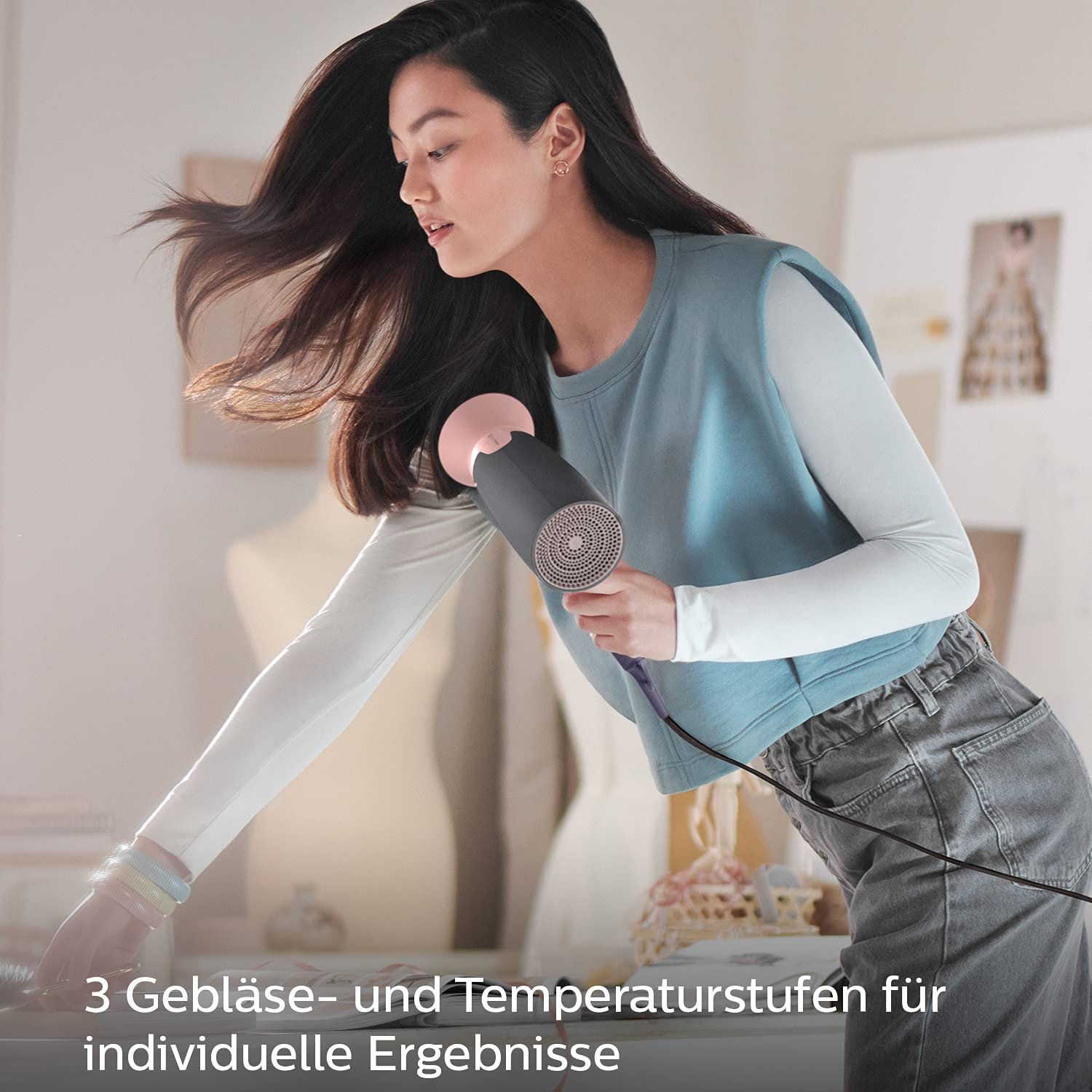 Фен Philips Series 3000 2100 Вт с насадкой ThermoProtect и концентратором 14 мм, фото №3