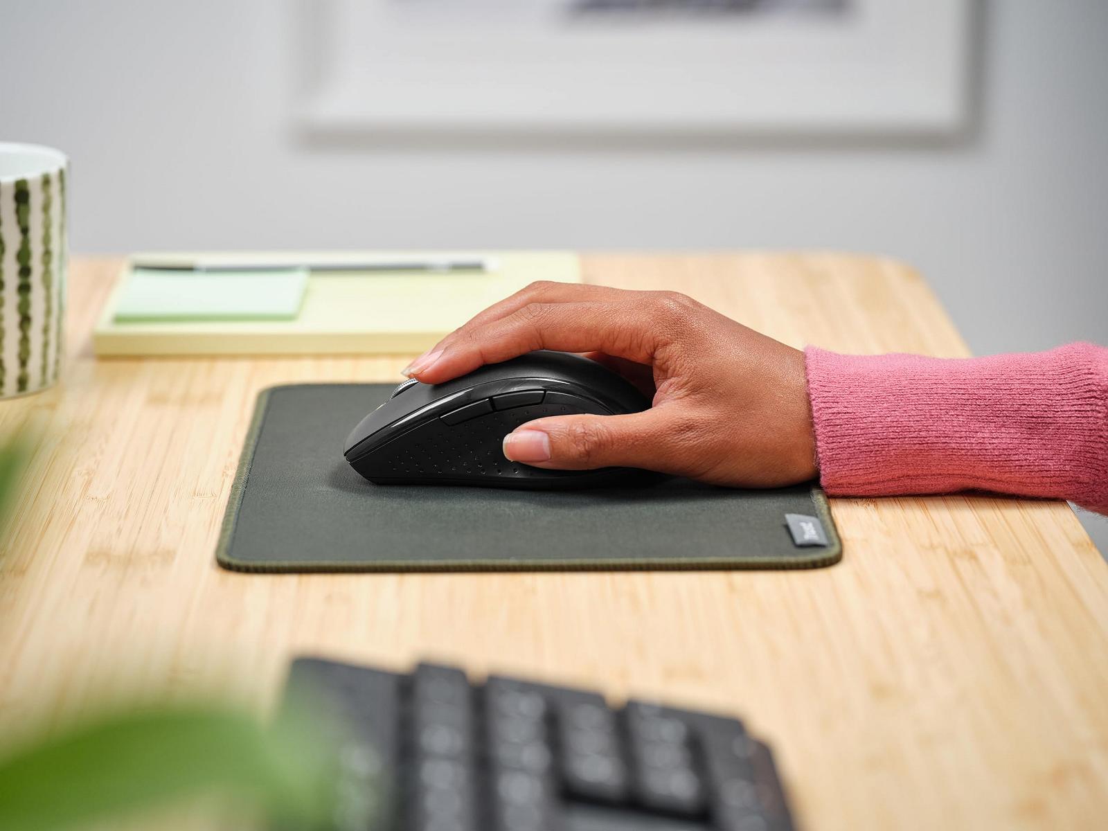 Мышь Trust Sura беспроводная для ноутбука / ПК / Mac, 800-1200 DPI, 6 кнопок, радиус действия 10 метров, оптический датчик, USB-микроприемник, для правой руки, черная, фото №9