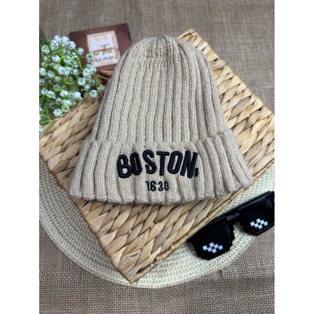 Дитяча весняна шапка з вишитим написом Boston 50-52 розмір, фото №8