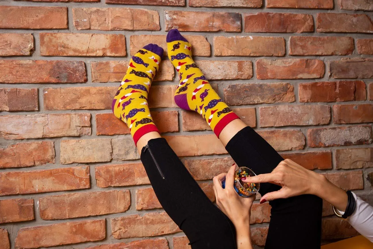 Носки Rainbow Socks - Женские/Мужские Смешные носки Dark Sweetest Socks Box - 3 пары - Пончик, Конфета, Пирожное - Размеры 36-40, Разноцветные, фото №5 Носки Rainbow Socks - Женские/Мужские Смешные носки Dark Sweetest Socks Box - 3 пары - Пончик, Конфета, Пирожное - Размеры 36-40, Разноцветные, фото №5