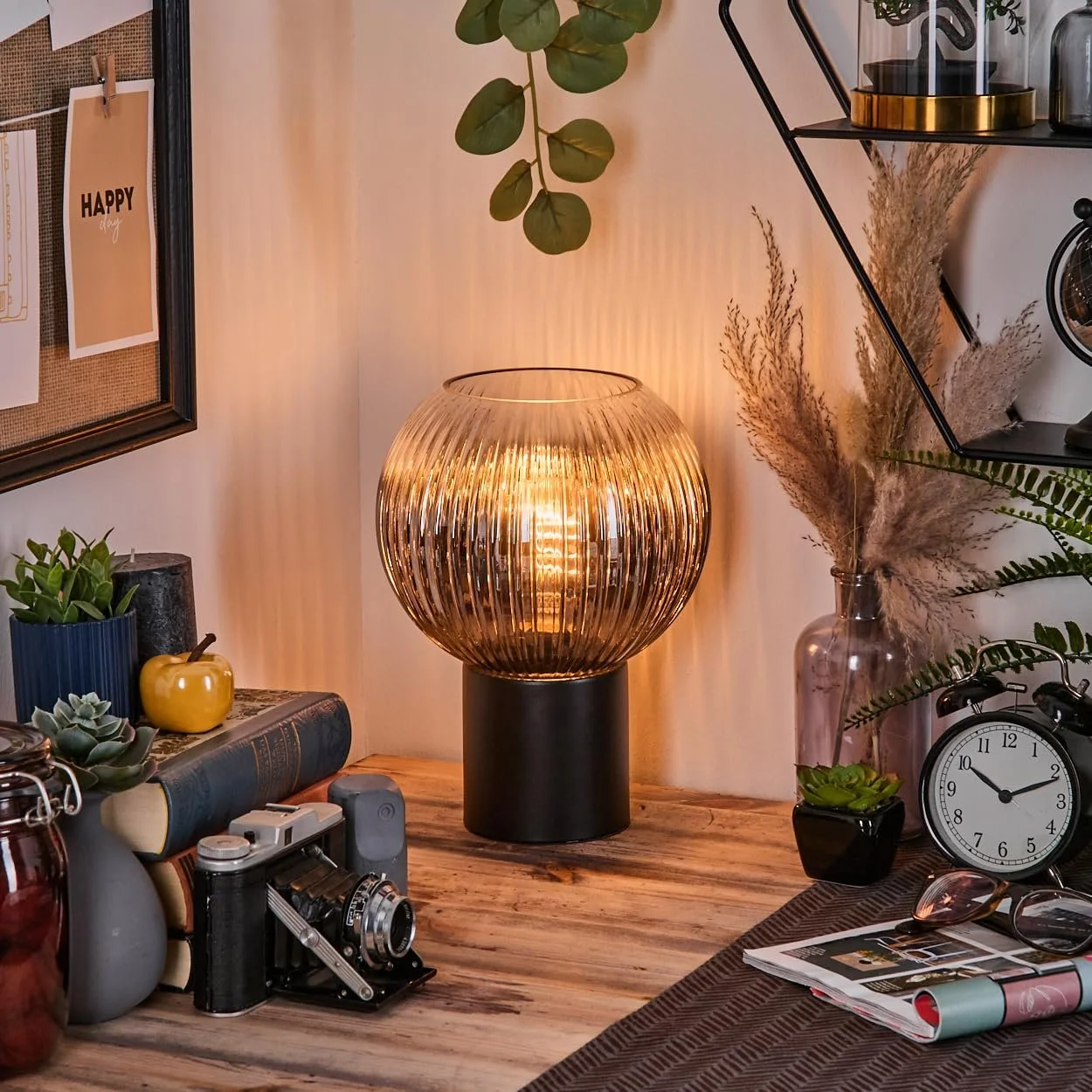 Настільна лампа HOFSTEIN Koyoto з металу та рифленого скла 20 см E27 Чорна/Димчаста, фото №7