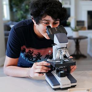 Микроскоп AmScope B120C-E1 бинокулярный, цифровой, 40X-2500X, LED, с 3D столиком + USB камера 1.3MP synthetic.ua - Фото 1