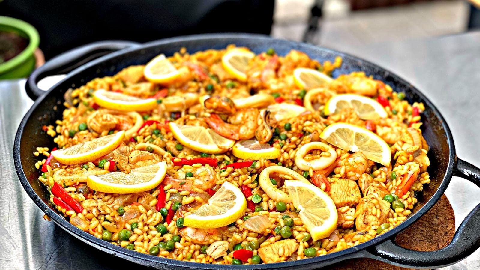 Пательня-гриль BBQ-Toro Традиційна для паельї на 6 персон, діаметр 36 см, чавунна, з ручками, попередньо приправлена, фото №3