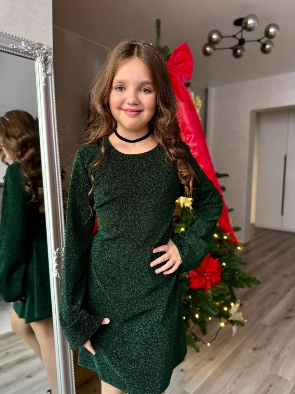 Шикарное новогоднее платье "Феерия" от 140 до 164 см - изумруд, золото, бордо и черный., фото №1 Шикарное новогоднее платье "Феерия" от 140 до 164 см - изумруд, золото, бордо и черный., фото №1