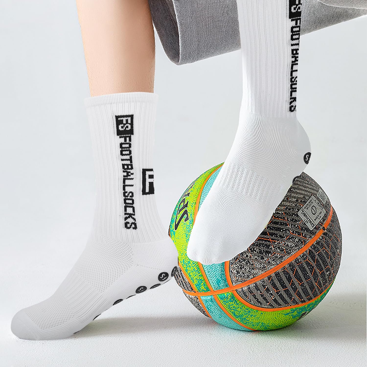 Футбольные носки (2 пары) Размер 40-46 Нескользящие футбольные носки Нескользящие носки с компрессией Унисекс Спортивные носки Дышащие Для футбола Гандбола Тенниса Пешего туризма Белые, фото №3 Футбольные носки (2 пары) Размер 40-46 Нескользящие футбольные носки Нескользящие носки с компрессией Унисекс Спортивные носки Дышащие Для футбола Гандбола Тенниса Пешего туризма Белые, фото №3