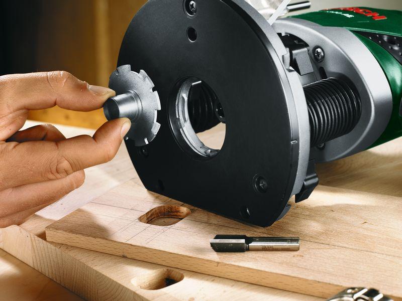 Вертикально-фрезерна машина Bosch POF 1200 AE 060326A100, фото №2