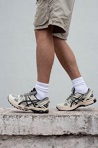 Кросівки Asics Gel-Kahana 8 Beige Black 45 synthetic.ua - Фото 1