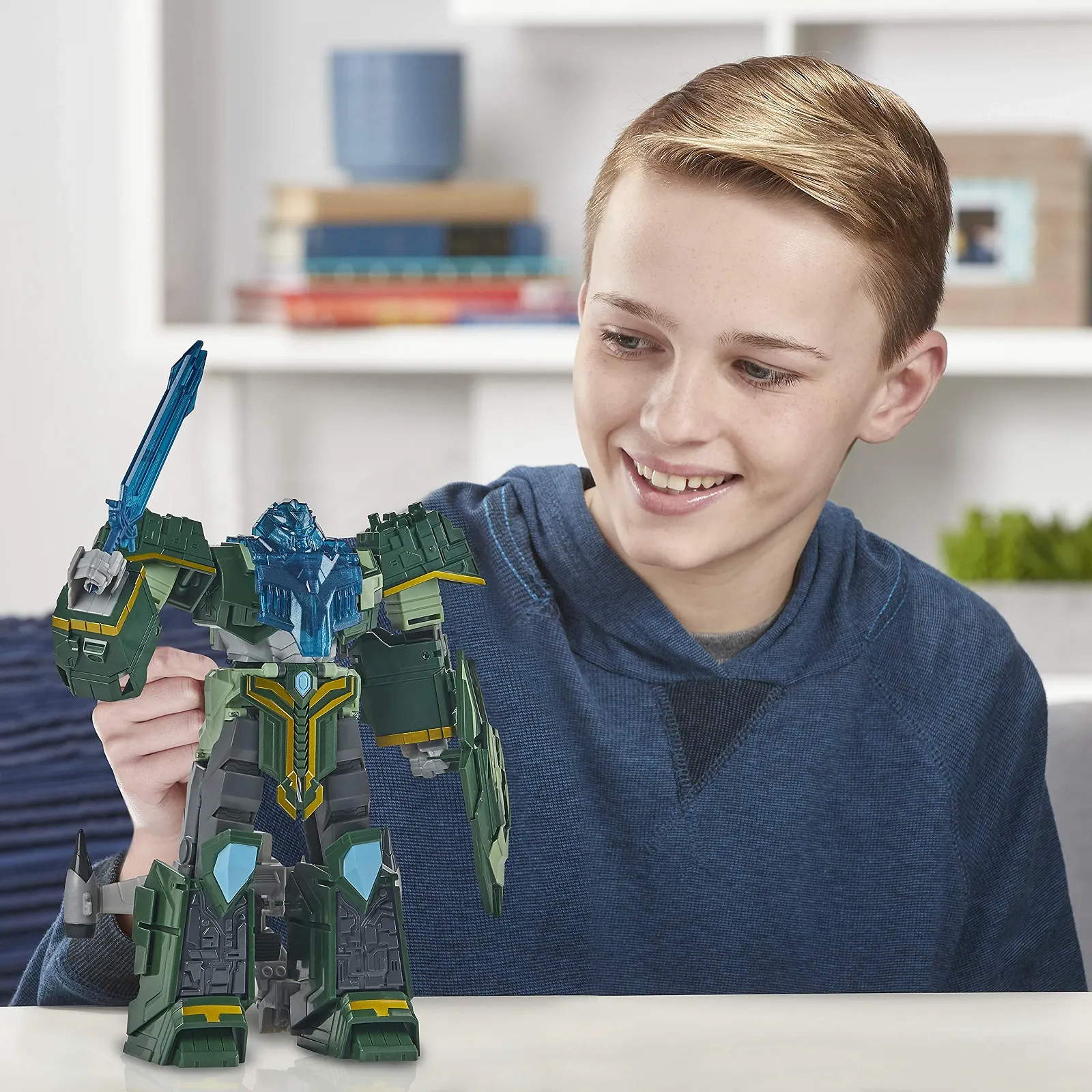 Фигурка Transformers Bumblebee Cyberverse Adventures Ultimate Iaconus 22.5 см с броней Энергона, фото №8