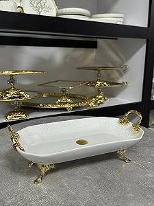 Купити Блюдо з порцеляни поглиблене на чотьох золотих ніжках з ручками - Фото 1 Блюдо з порцеляни поглиблене на чотьох золотих ніжках з ручками - Фото 1