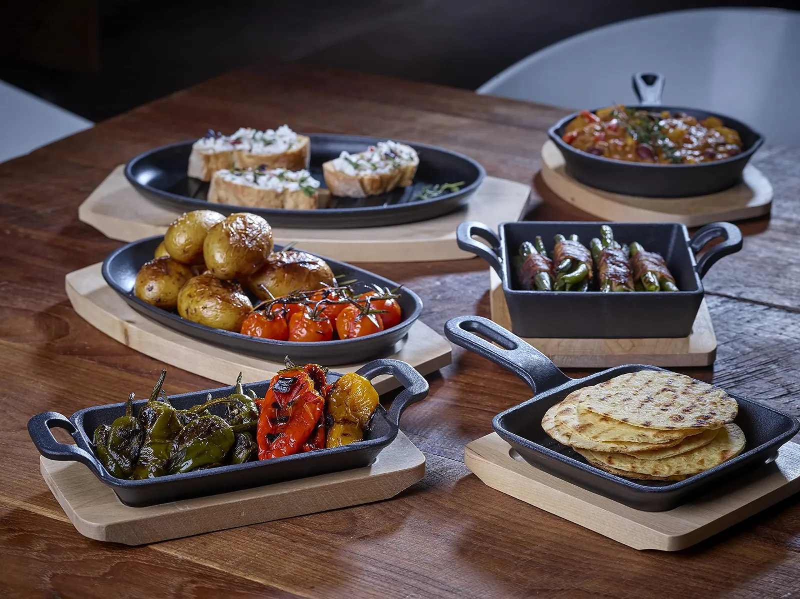 Миска для подачи ECHTWERK чугунная квадратная форма для запекания с сервировочной доской 12,6 см, фото №6