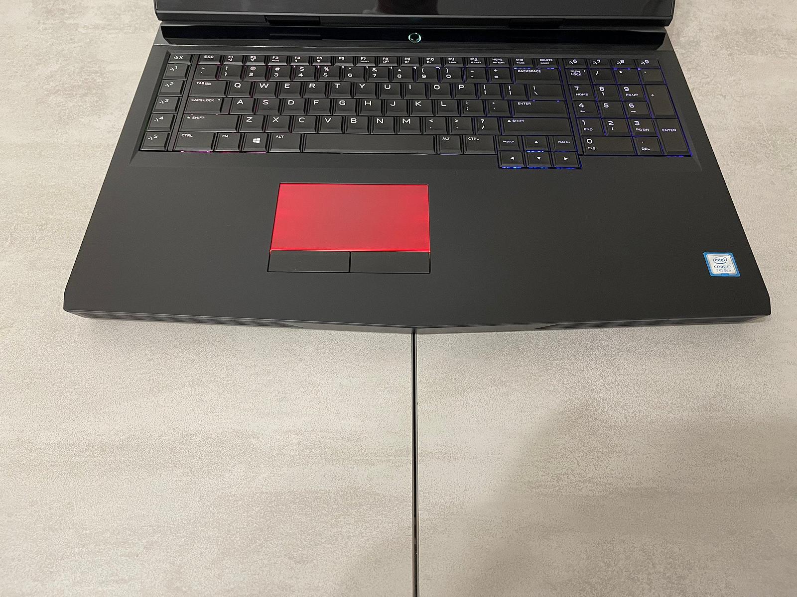 Ігровий ноутбук Dell Alienware 17 R4, 17,3" FHD IPS, i7-7700HQ, 16GB, 512GB SSD+1TB, nVidia GeForce GTX 1070 8GB, фото №7