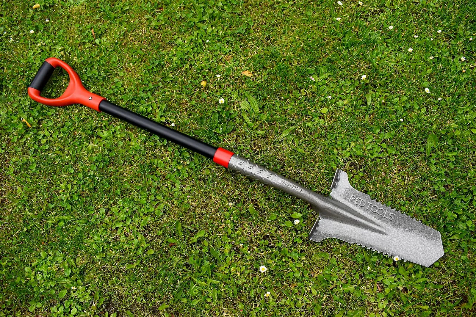 Лопата Red Tools садова з пилкою для коріння, 115 см, для кам'янистих та твердих грунтів, з м'якою ручкою, сіра, фото №3