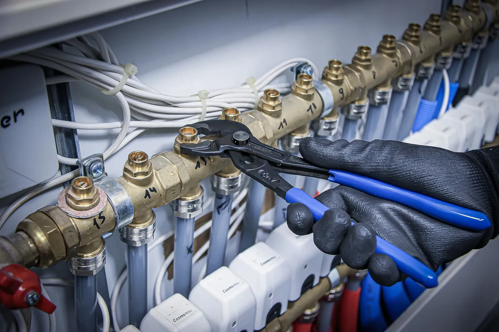 Набір плоскогубців для водяного насоса BGS 9545, 3 штуки, з фіксацією, 175 / 240 / 300 мм, протиковзкі, фото №2