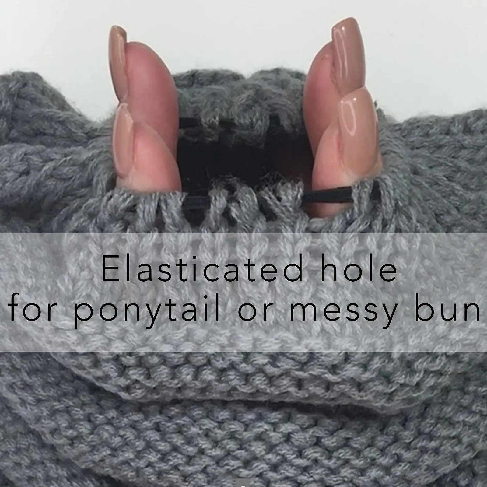 Шапка с отверстием для хвостика TOSKATOK для девочек, утепленная термо-флисом Teddy, фото №3