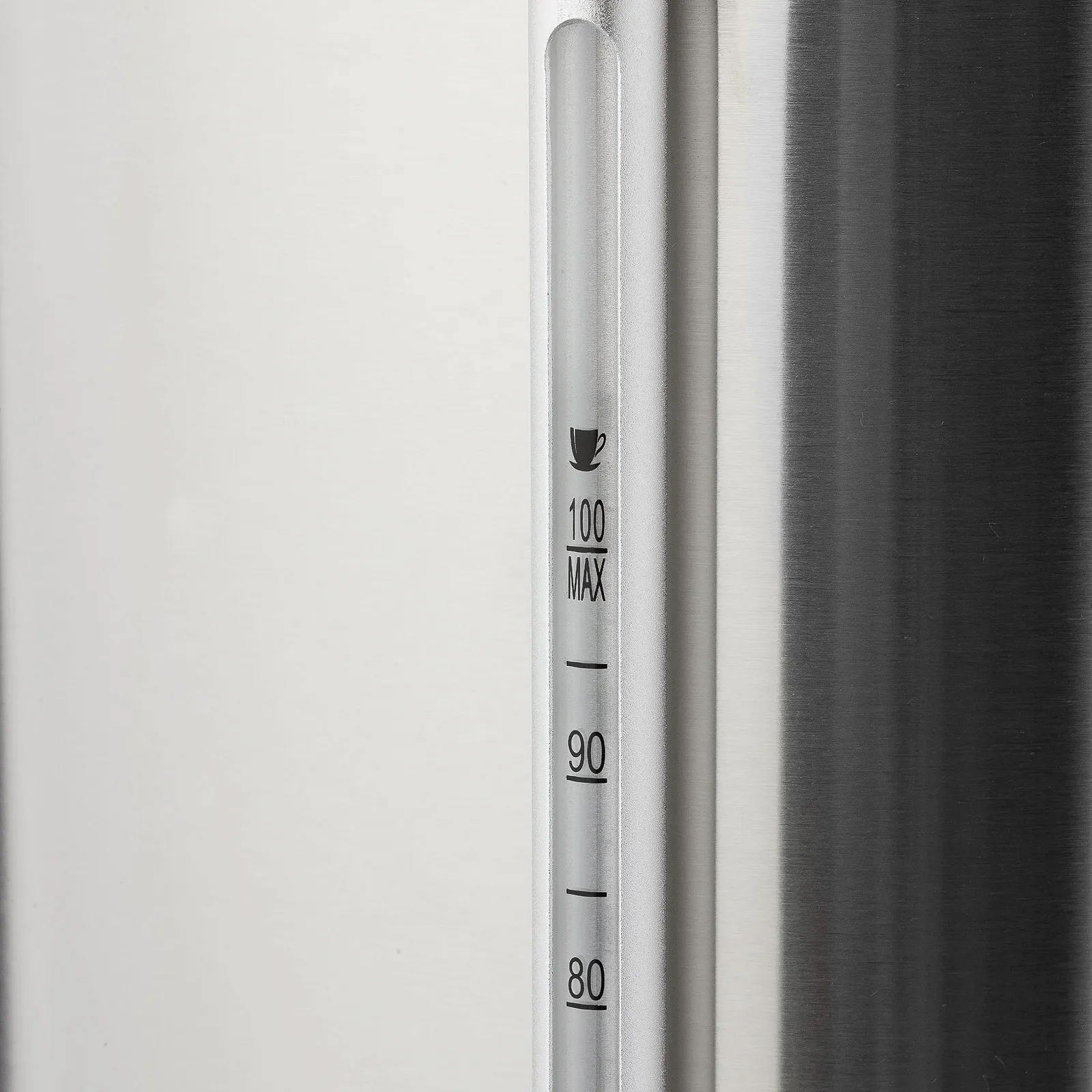 Кофемашина METRO Professional GCM4015 15 L 100 чашек 1650 W с фильтром функция поддержания тепла защита от перегрева индикатор уровня ненагревающиеся стенки замок крышки Серебристая, фото №4