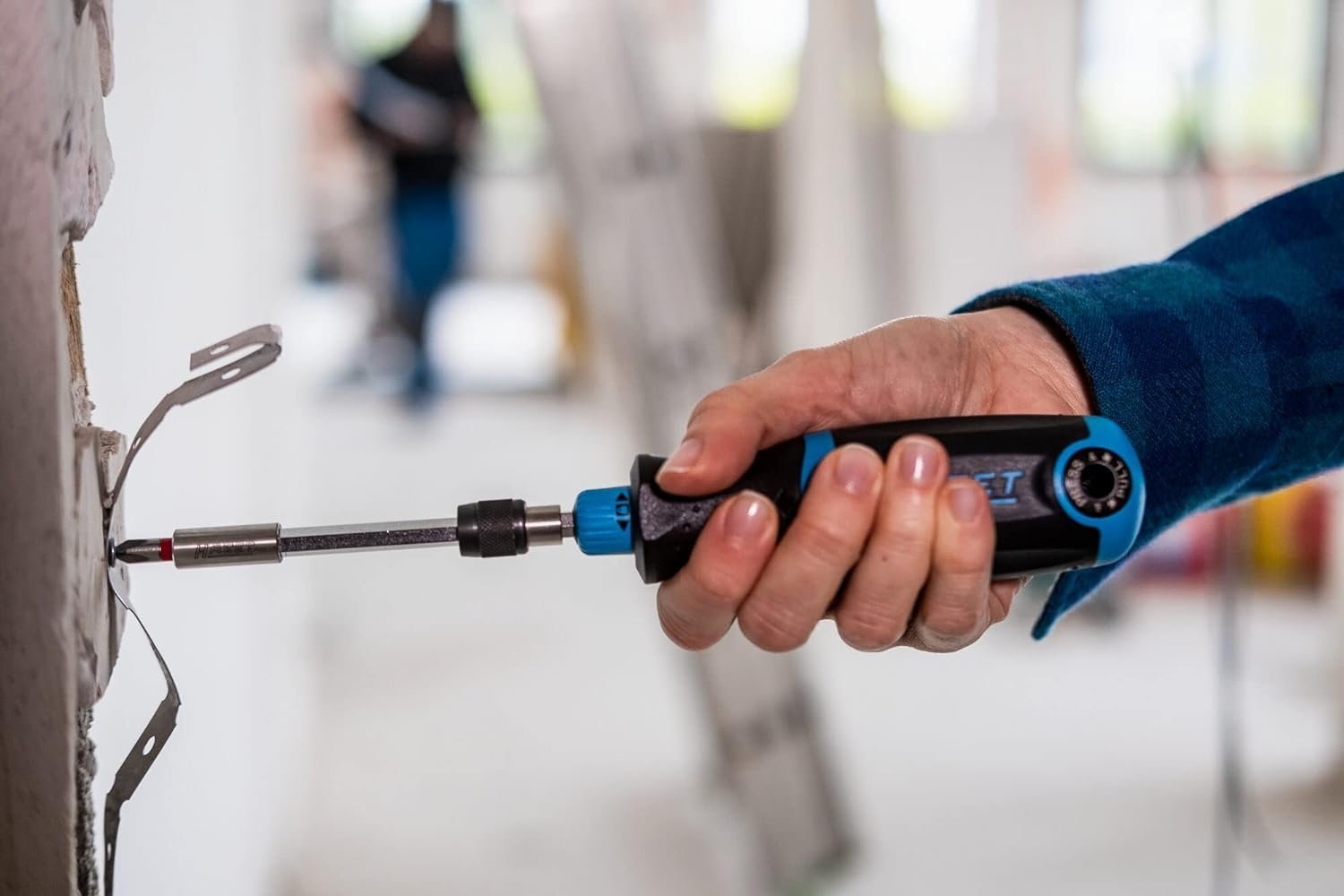 Викрутка-тріскачка HAZET 810R-4 з інтегрованим тримачем для біт з 12 бітами, фото №6