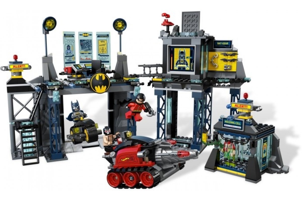 Конструктор Лего LEGO Super Heroes Пещера Бэтмена (6860), фото №2