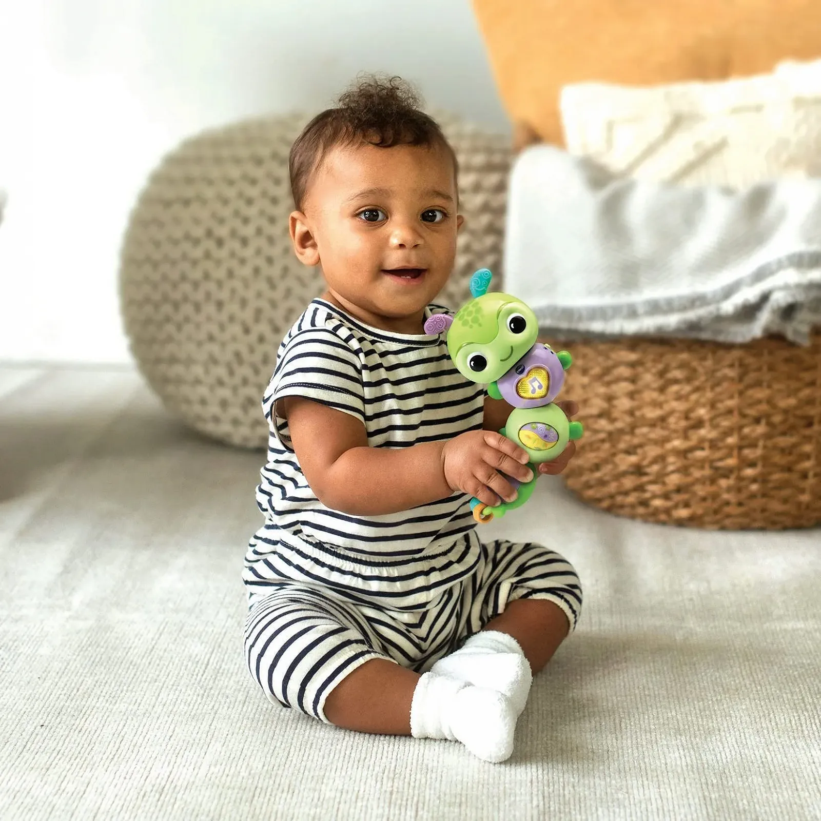 Игрушка для развития моторики, которая говорит и поет VTech Spinning Fun Caterpillar, фото №6