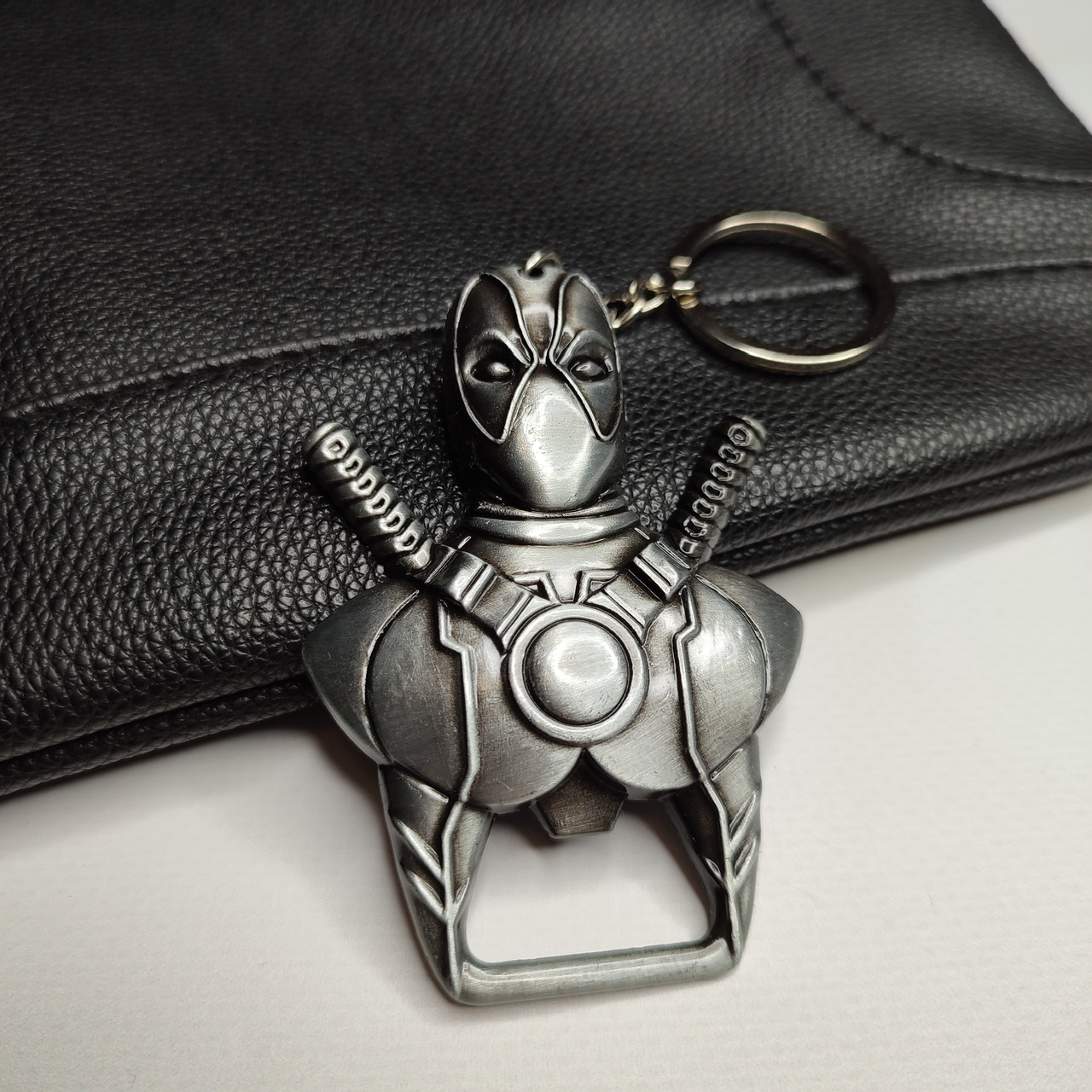 Металлический брелок открывашка Дэдпул Deadpool Марвел Marvel, фото №3