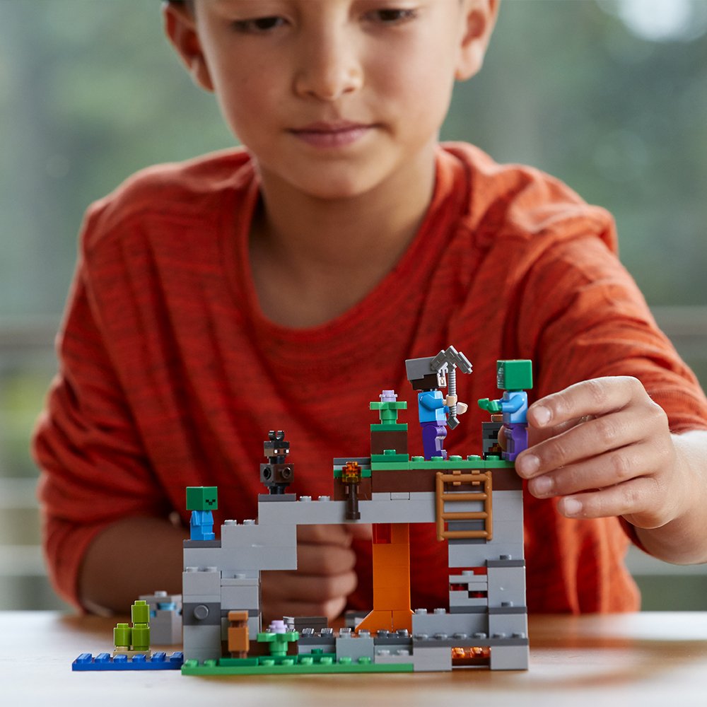 Конструктор LEGO Minecraft 21141 Пещера зомби 241 элемент, фото №2