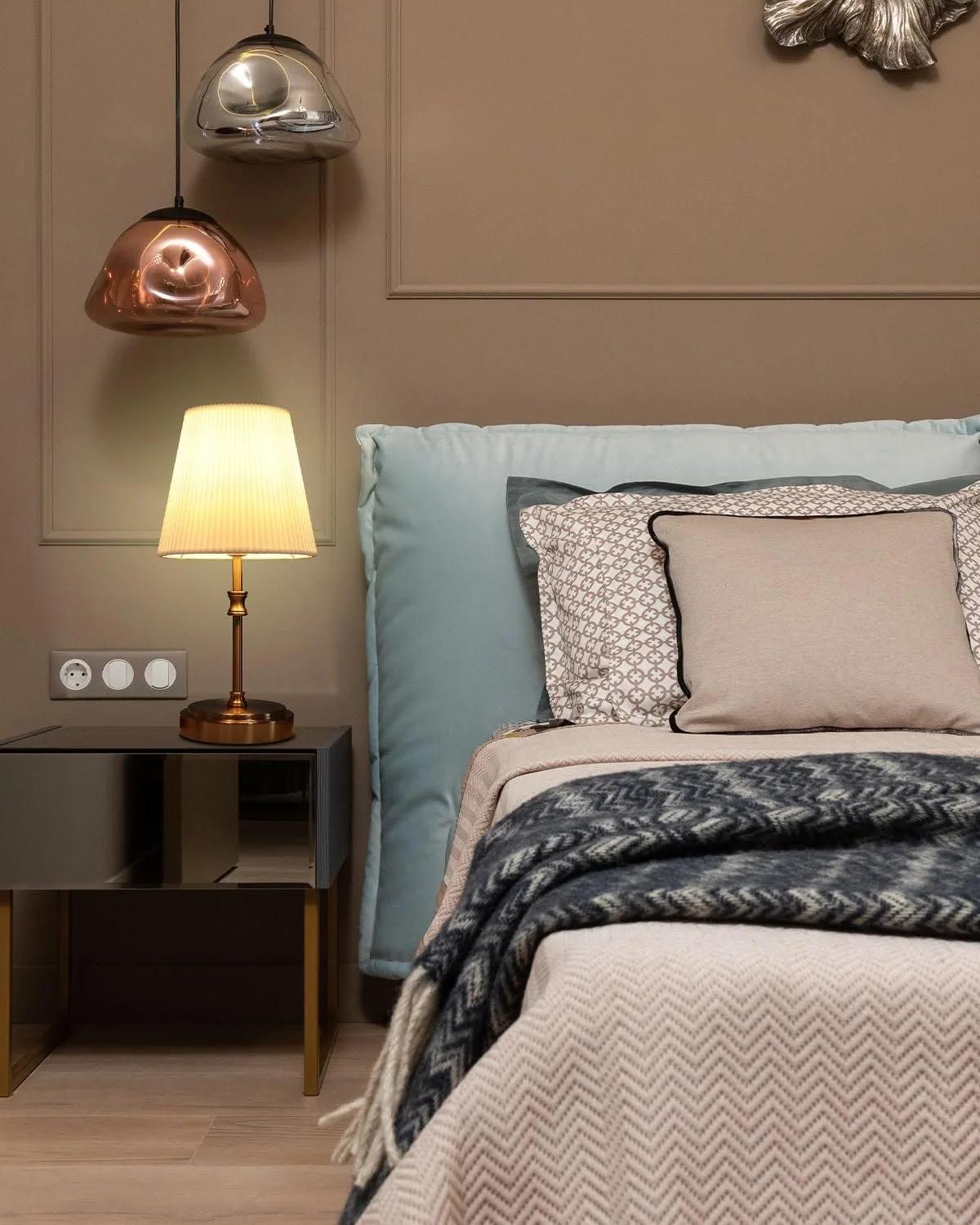 Настільна лампа сенсорна димована 31.5 см 3 рівні яскравості Золота, фото №9