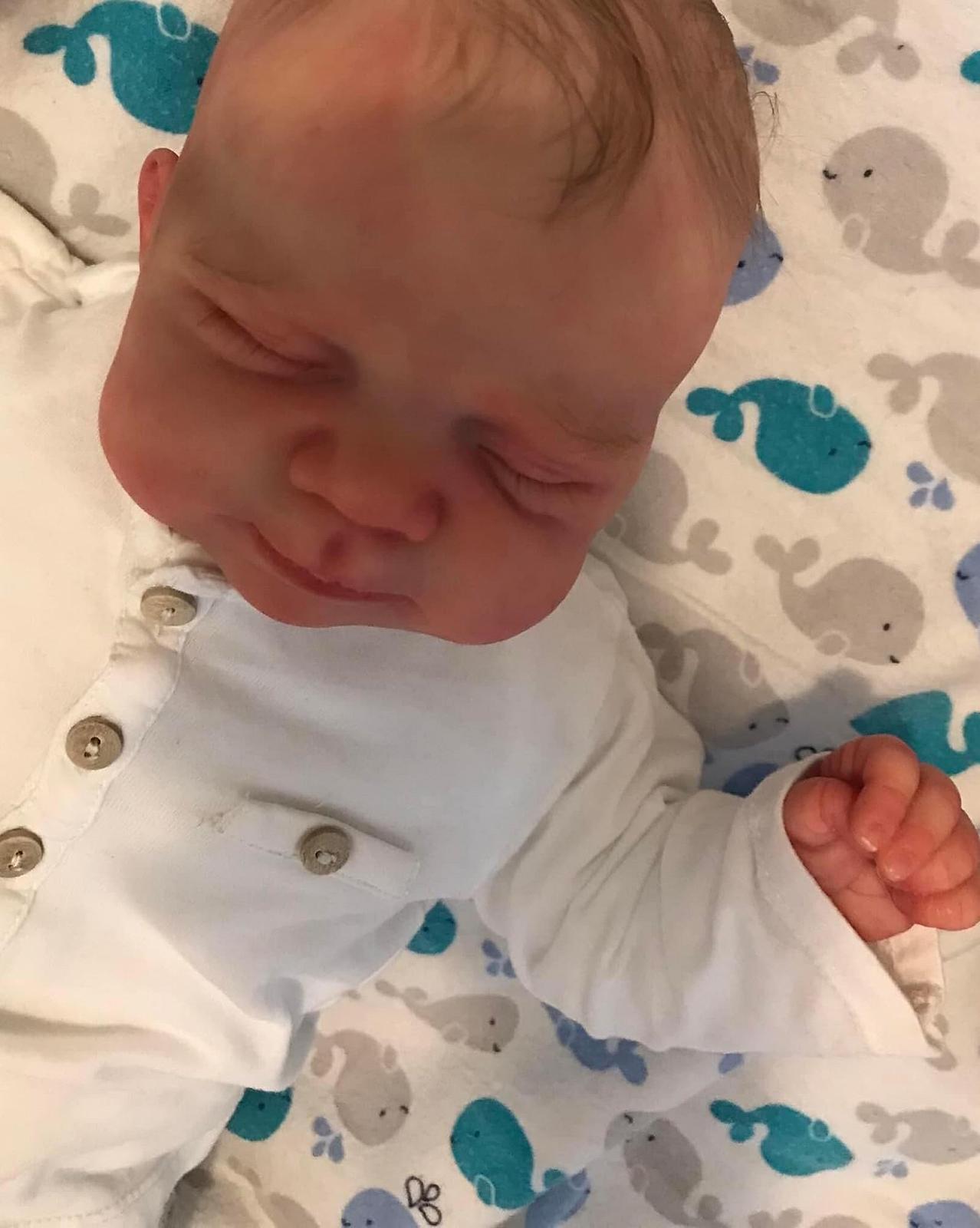 Кукла Anano Reborn Baby 18 дюймов Реалистичная Беби Реборн Силиконовая Кукла Мягкое Хлопковое Тело с Шапочкой на Пустышке, фото №4