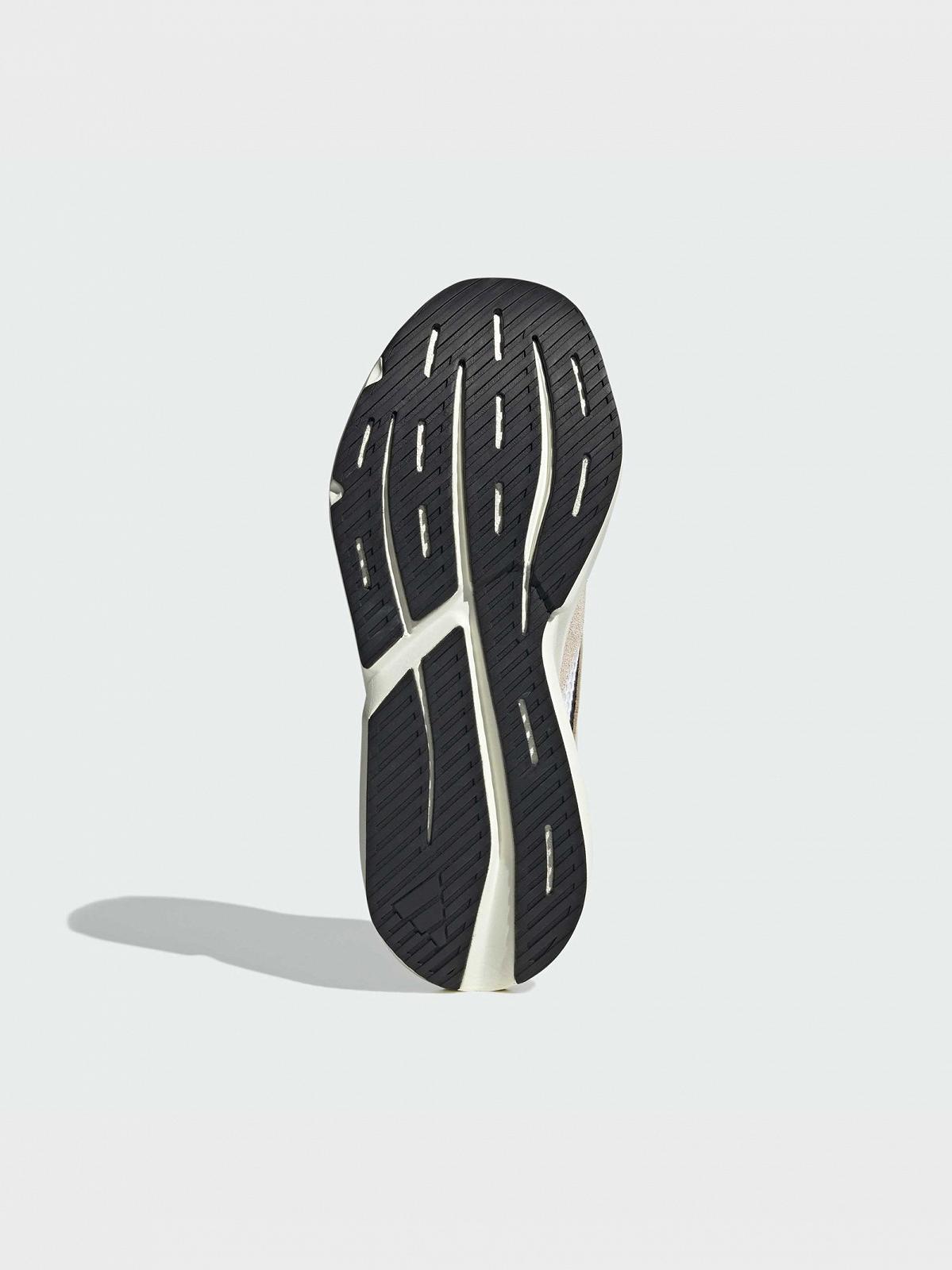 Кросівки Adidas LIGHTBLAZE 42 2/3, фото №3