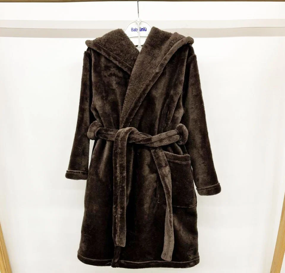 Теплий махровий халат з вишивкою від 110 до 170 см з капюшоном, фото №2 Теплий махровий халат з вишивкою від 110 до 170 см з капюшоном, фото №2