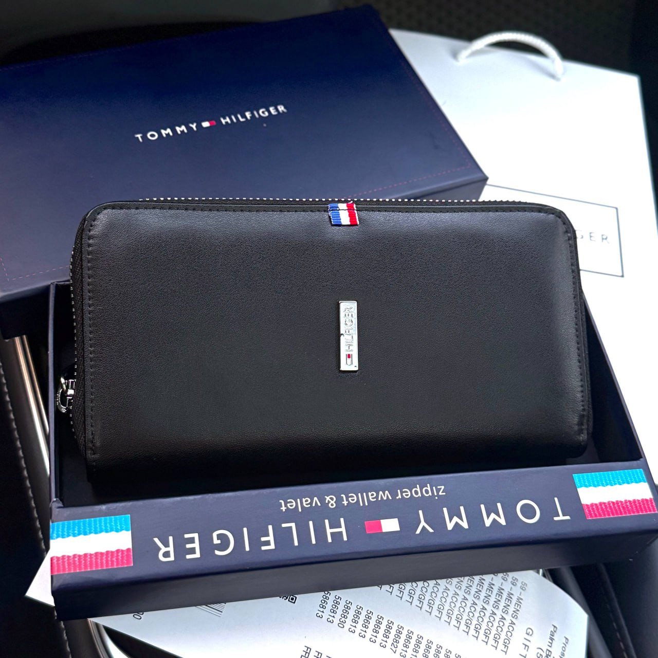Чоловічий шкіряний гаманець на блискавці Tommy Hilfiger Томмі Хілфігер, фото №7 Чоловічий шкіряний гаманець на блискавці Tommy Hilfiger Томмі Хілфігер, фото №7