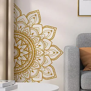 Наклейка на стіну Runtoo Велика половина мандали Лотос у стилі бохо Золотистий - Фото 1