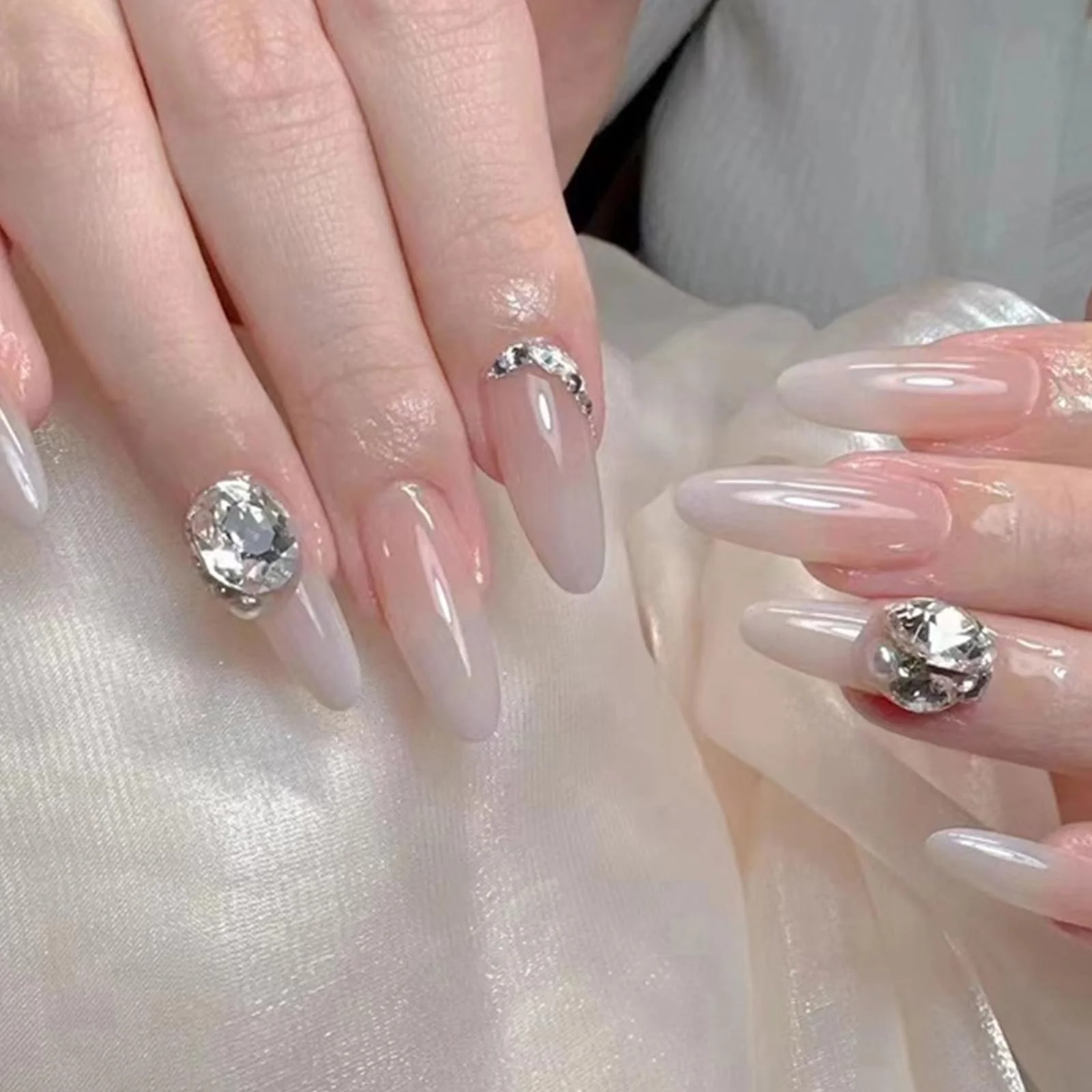 Стрази для нігтів 20шт/коробка DIY прикраси для ефектного манікюру для салону домашнього використання, фото №5